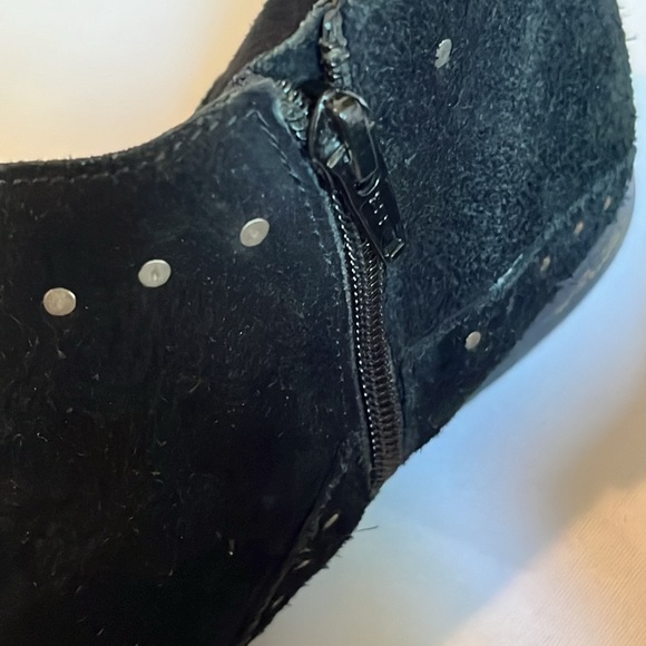 Free People size 10 black Aquarian  silver studded ankle boots suede side zip - Picture 9 of 12